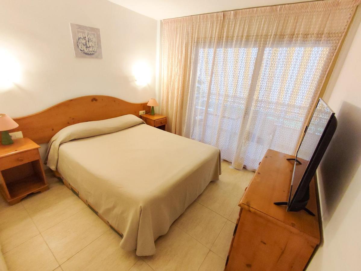 Apartamentos Colibri Кембрилс Екстериор снимка